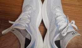 跑鞋爆料博主是誰啊視頻,探尋運動鞋界神秘力量